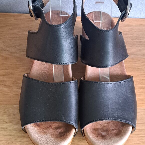 Dansko Minka Women’s EU 40 Black Leather Block Heel Ankle Strap Sandals 10 - Picture 4 of 10